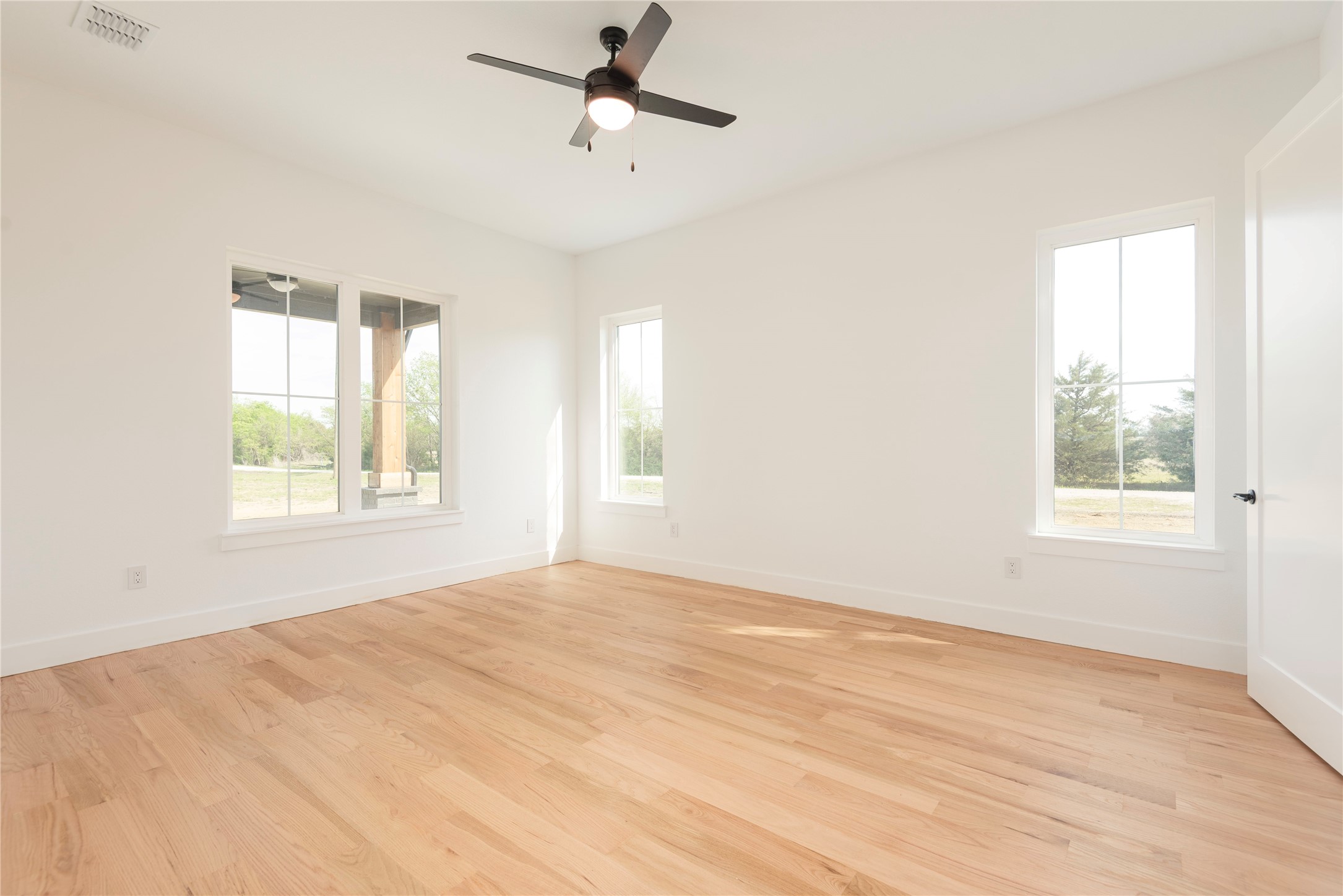 4863 County Road 1098 Celeste TX 75423