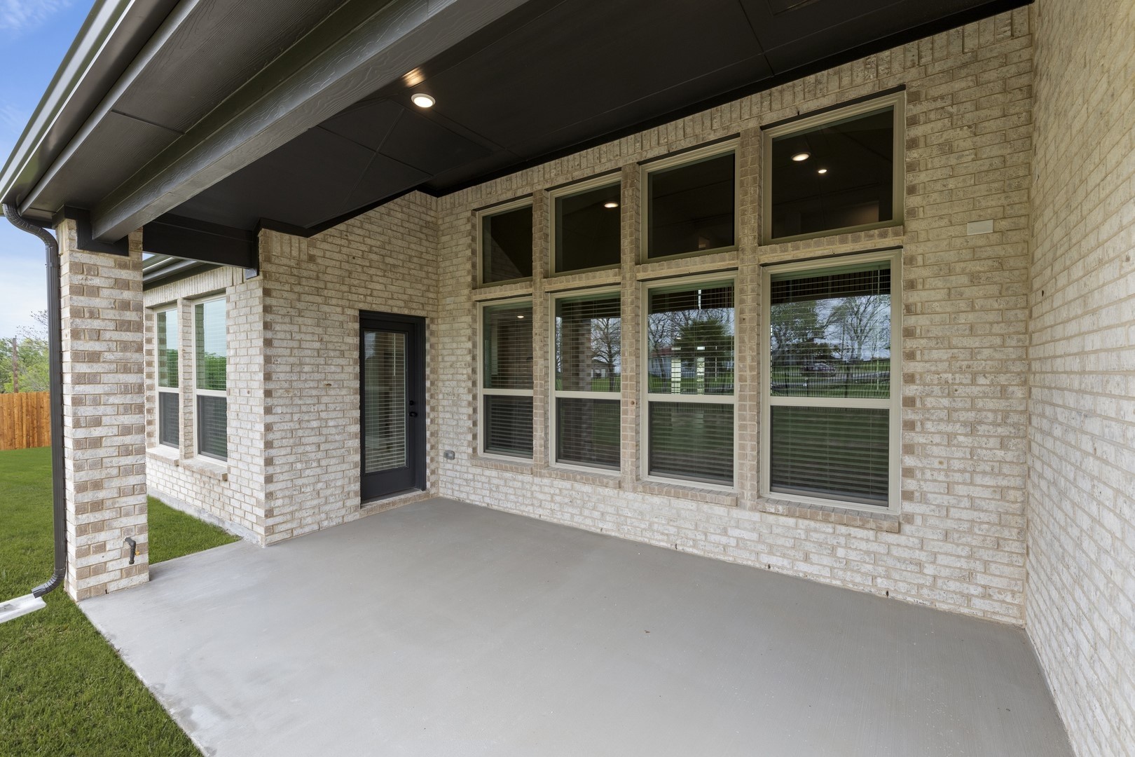 932 Pilatus Lane Fate TX 75087