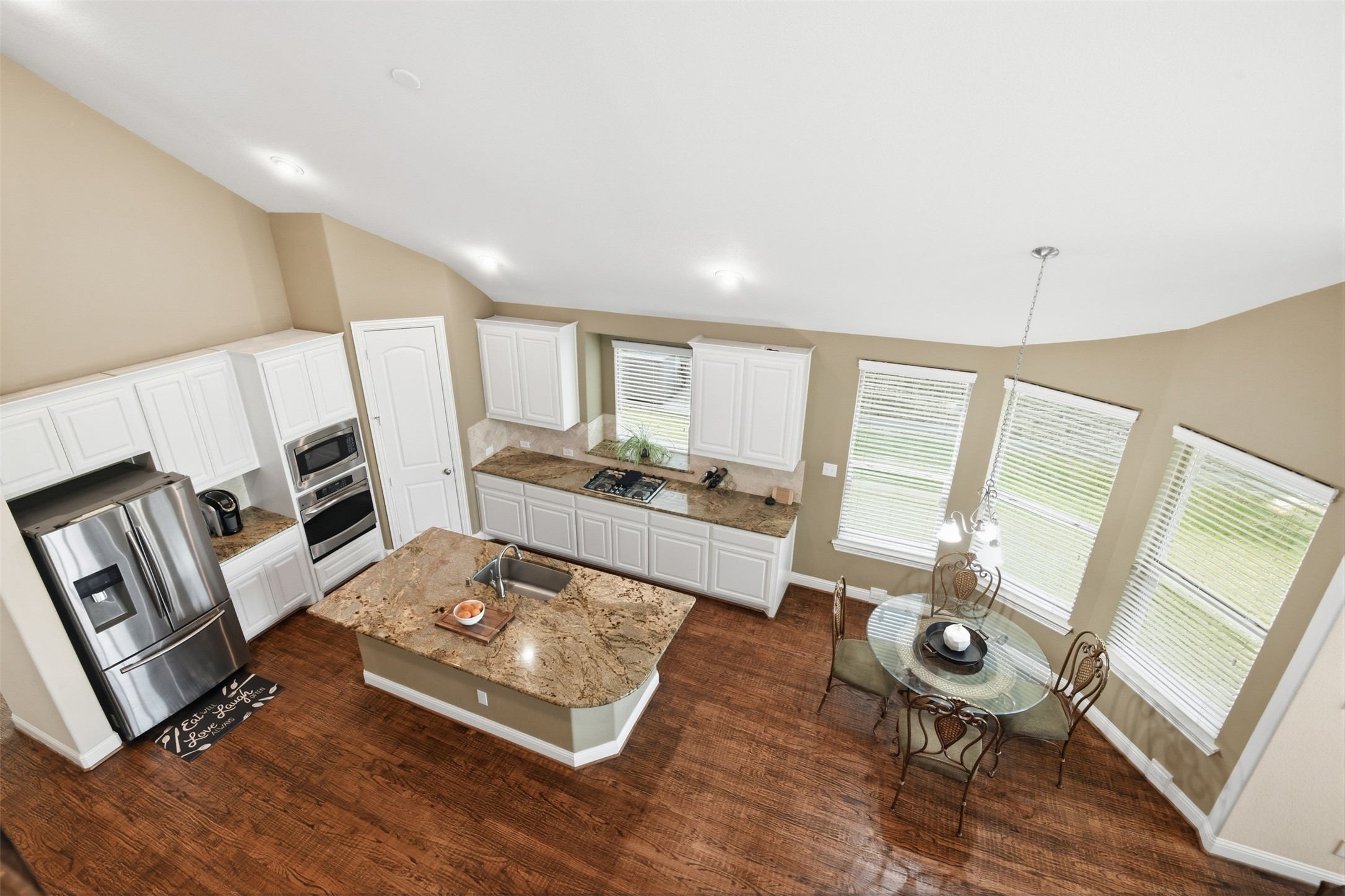 8224 Lindsay Gardens The Colony TX 75056