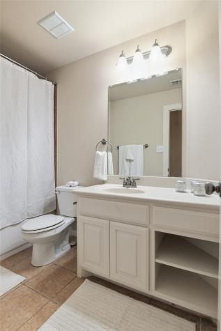 8224 Lindsay Gardens The Colony TX 75056