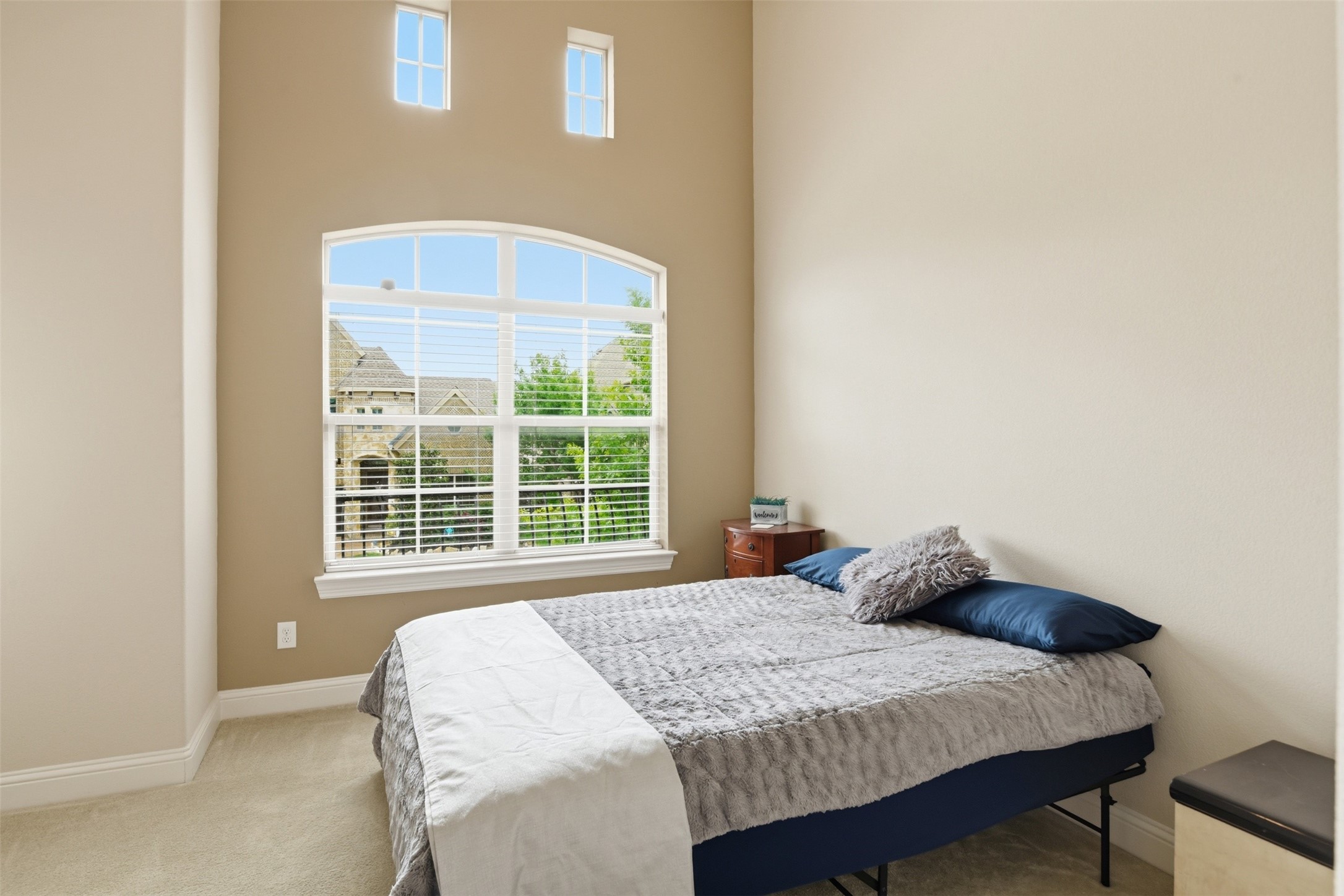 8224 Lindsay Gardens The Colony TX 75056