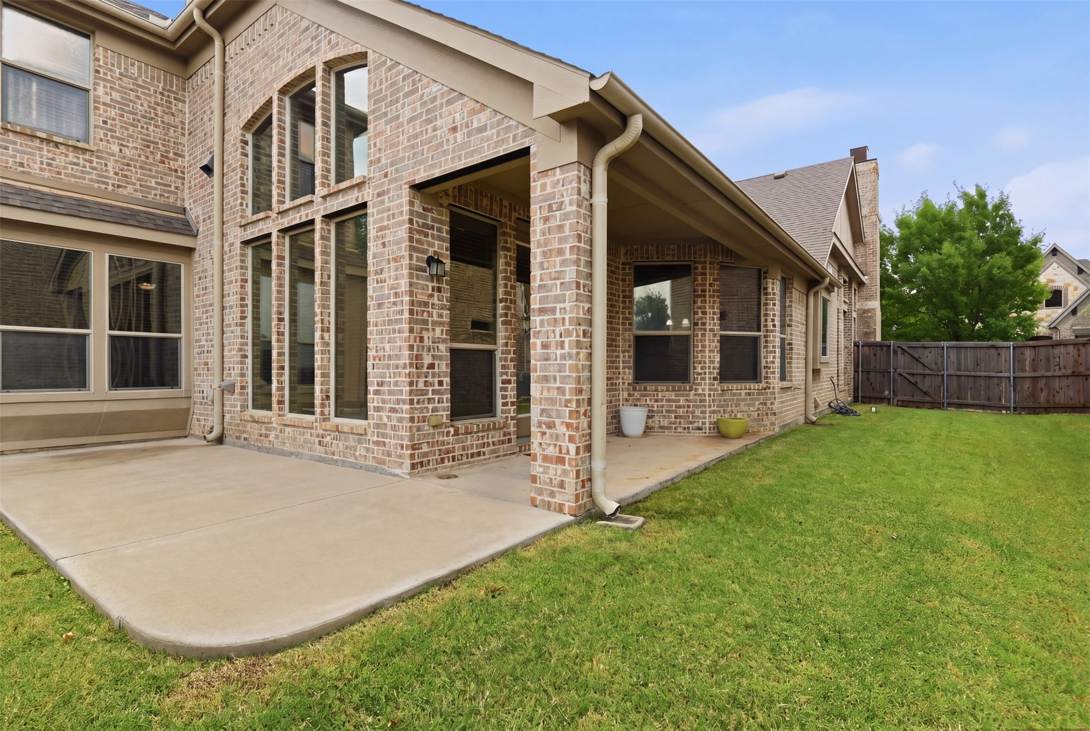 8224 Lindsay Gardens The Colony TX 75056