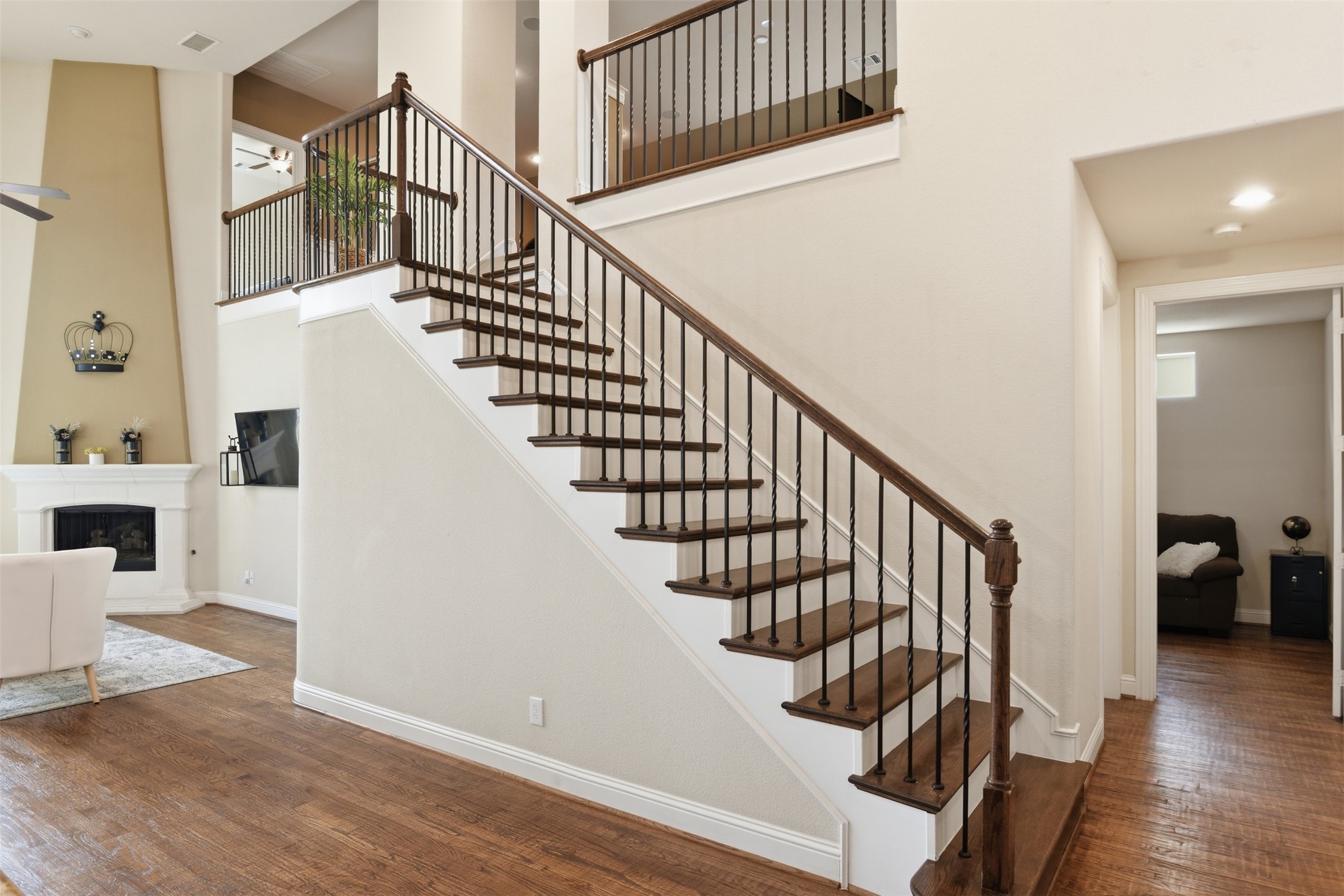 8224 Lindsay Gardens The Colony TX 75056