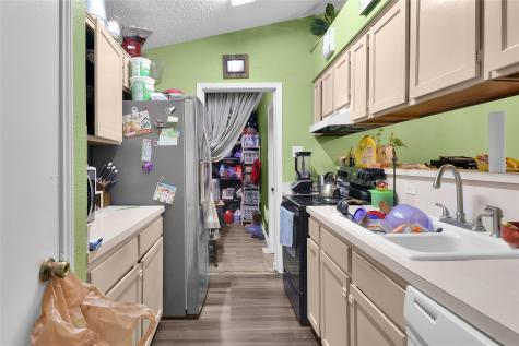 5400 Creek Valley Drive Arlington TX 76018