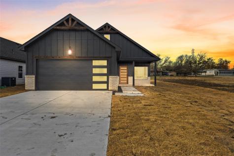 704 Ross Street Hillsboro TX 76645
