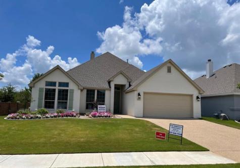 10901 Trail Ridge Drive Benbrook TX 76126