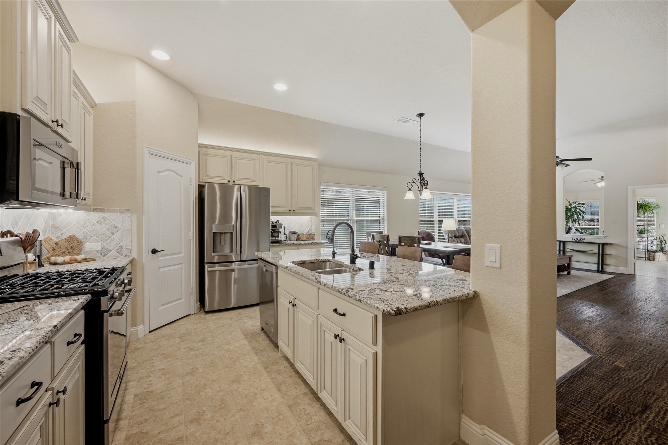 3655 Rosewood Drive Denison TX 75020