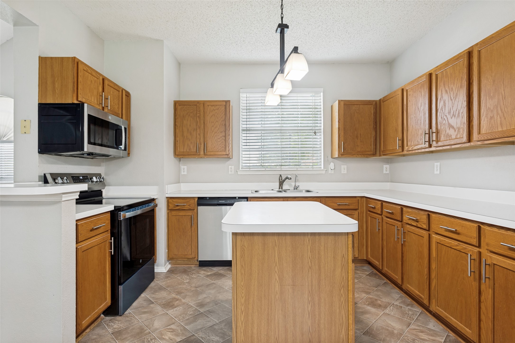 6722 Conestoga Drive Rowlett TX 75089