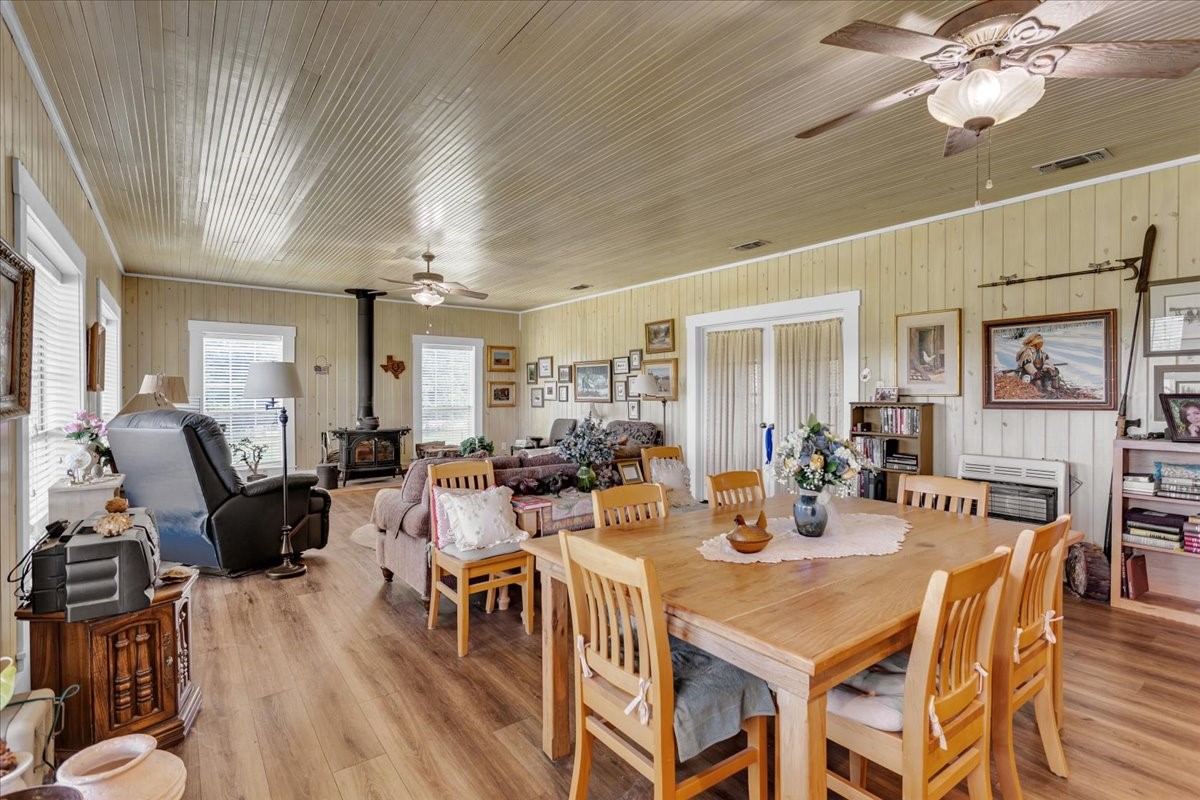 1476 County Road 2130 Telephone TX 75488