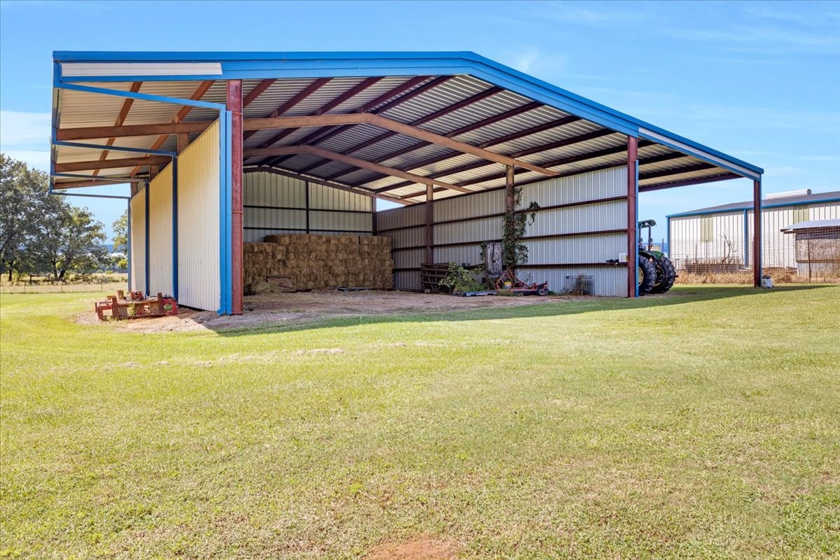 1476 County Road 2130 Telephone TX 75488