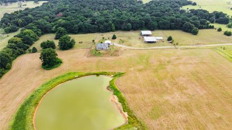 1476 County Road 2130 Telephone TX 75488