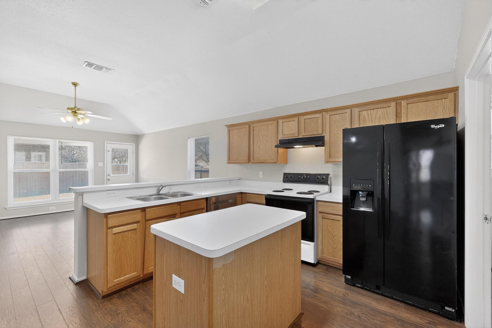 1025 Caleb Street Burleson TX 76028