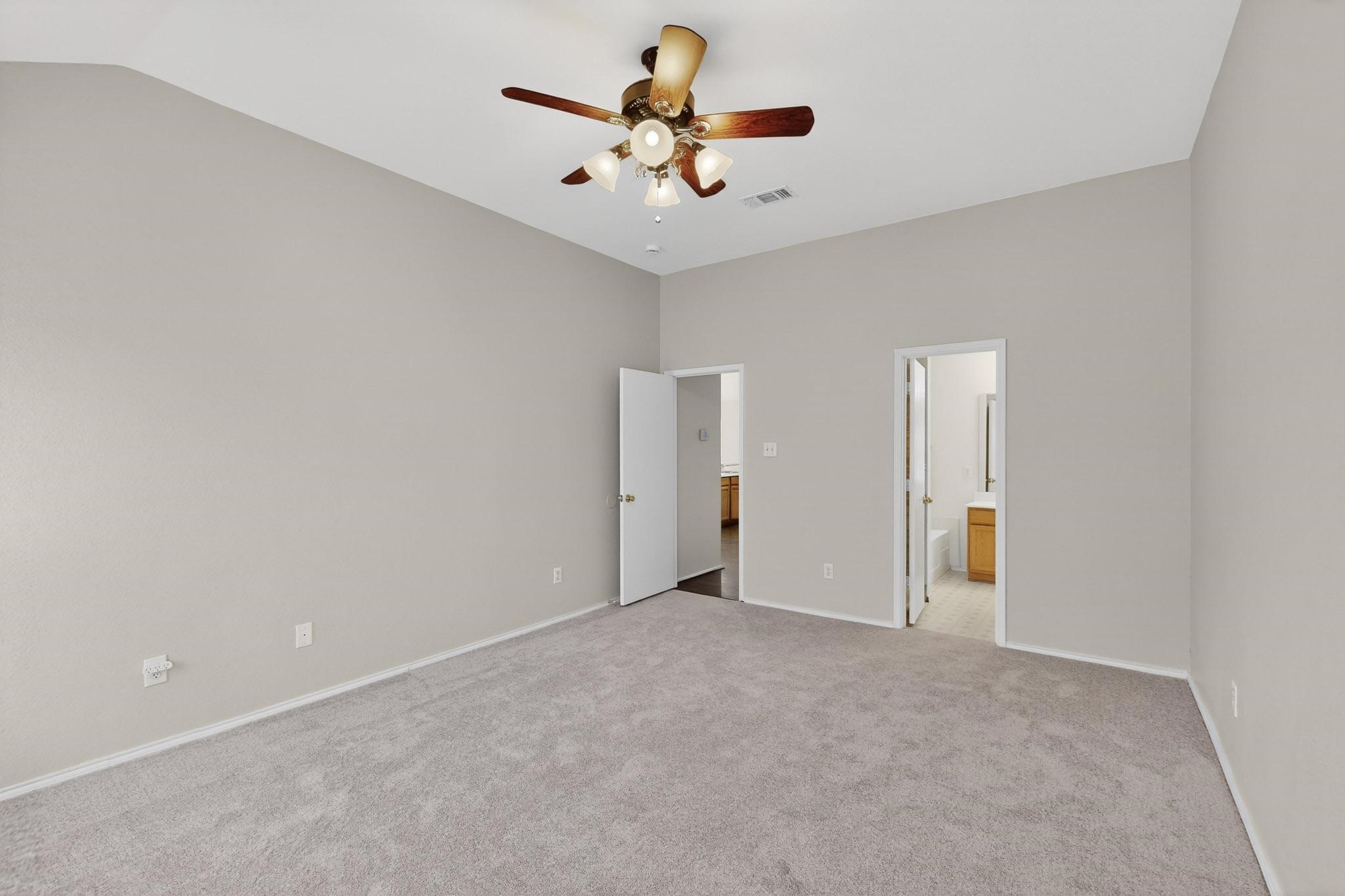 1025 Caleb Street Burleson TX 76028