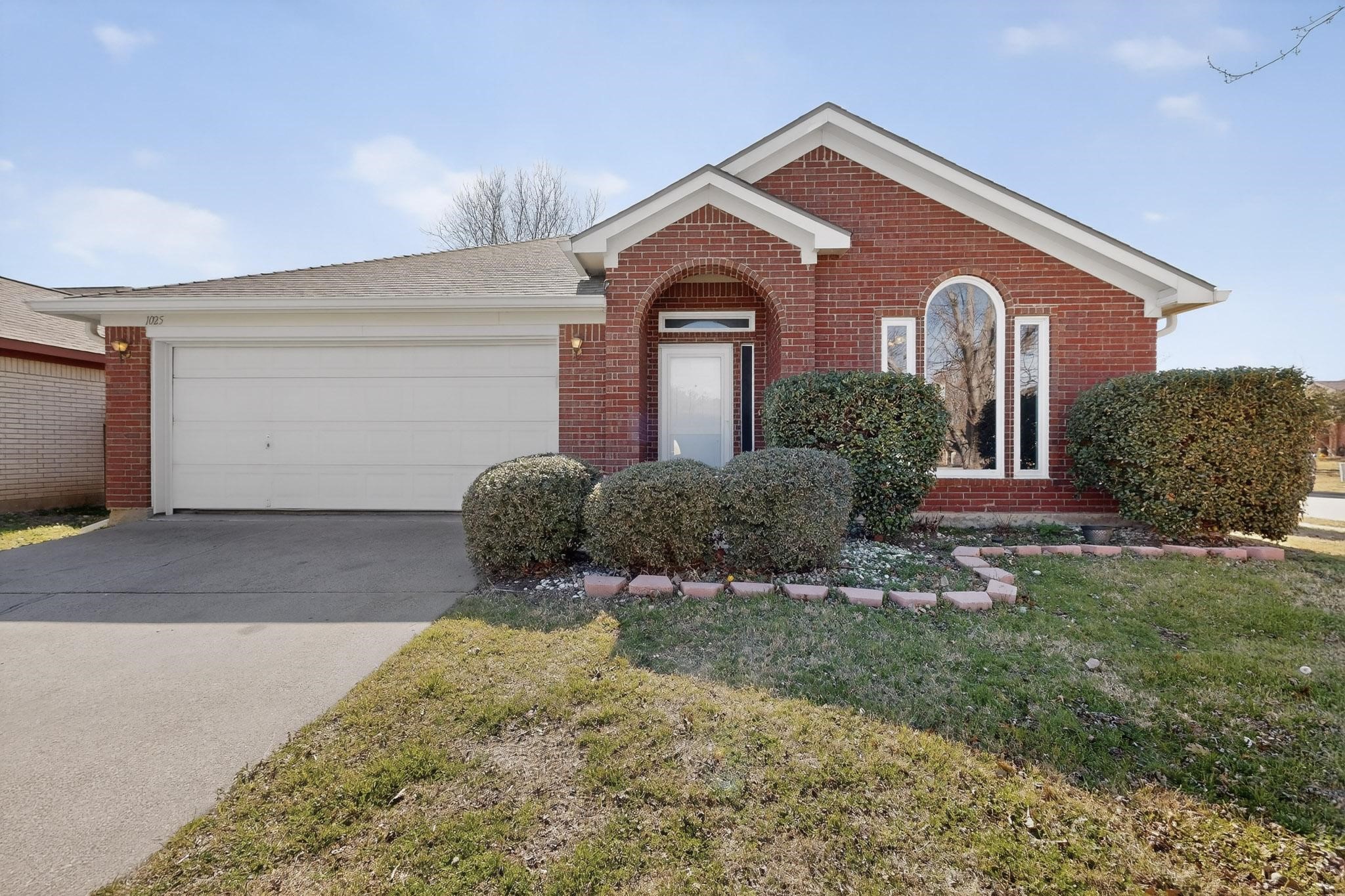 1025 Caleb Street Burleson TX 76028