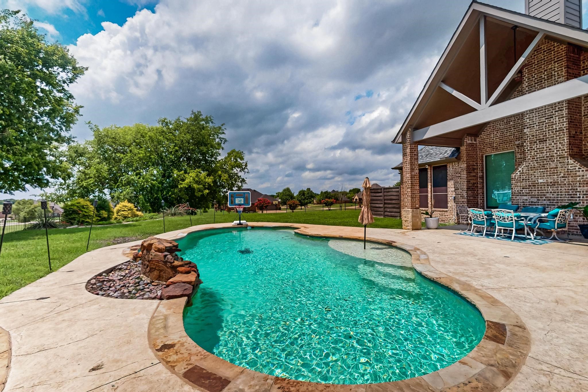 19121 Shortmeadow Forney TX 75126