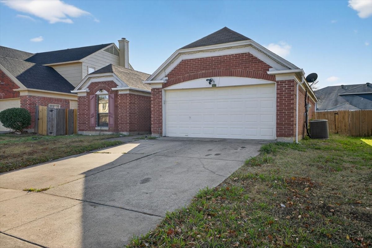 920 Danforth Place Arlington TX 76017