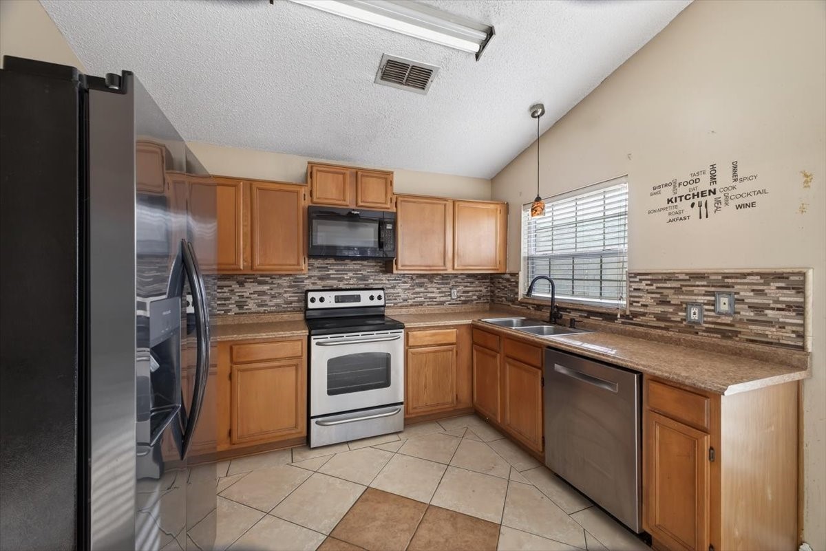 920 Danforth Place Arlington TX 76017
