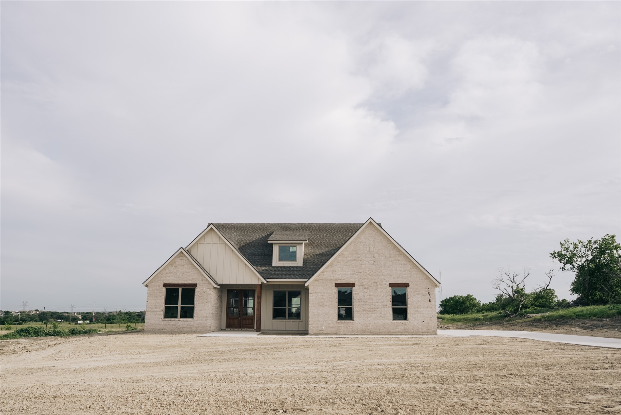 1008 Don Eve Court Azle TX 76020