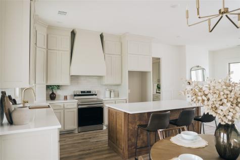 1008 Don Eve Court Azle TX 76020