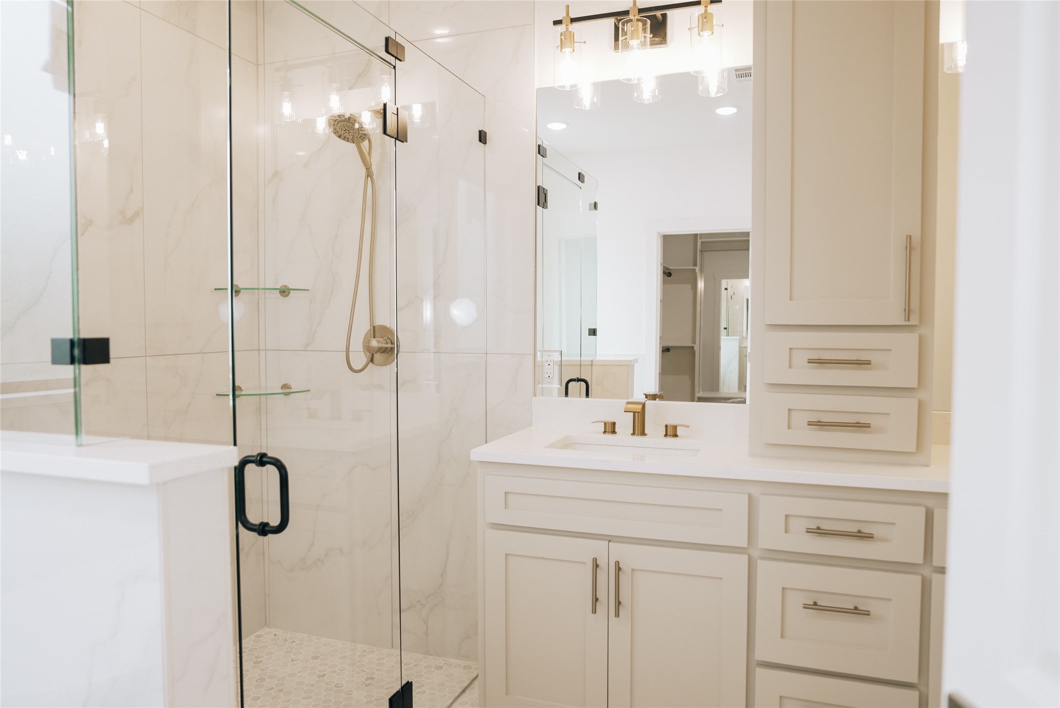 1008 Don Eve Court Azle TX 76020