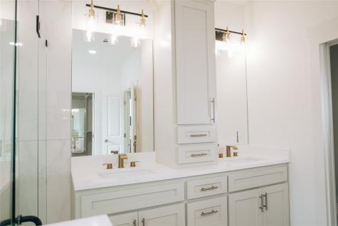 1008 Don Eve Court Azle TX 76020