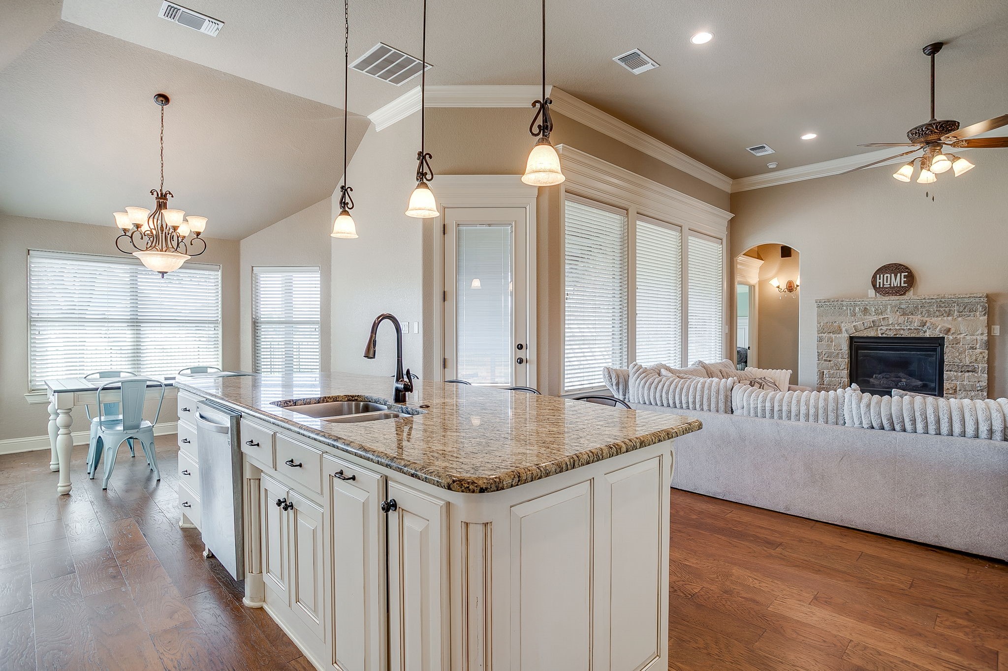 3303 Ferry Boat Lane Granbury TX 76049