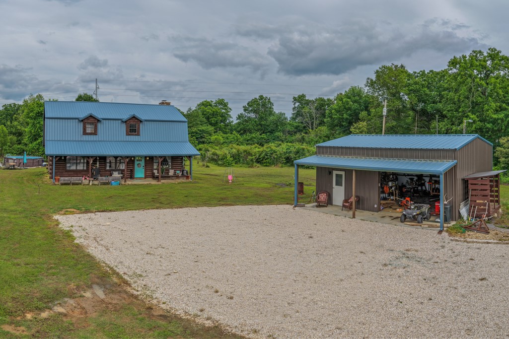 4798 County Road 4235 De Kalb TX 75559