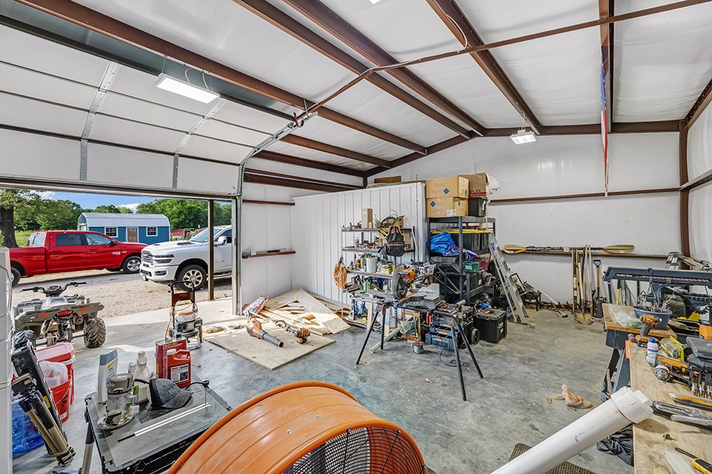 4798 County Road 4235 De Kalb TX 75559