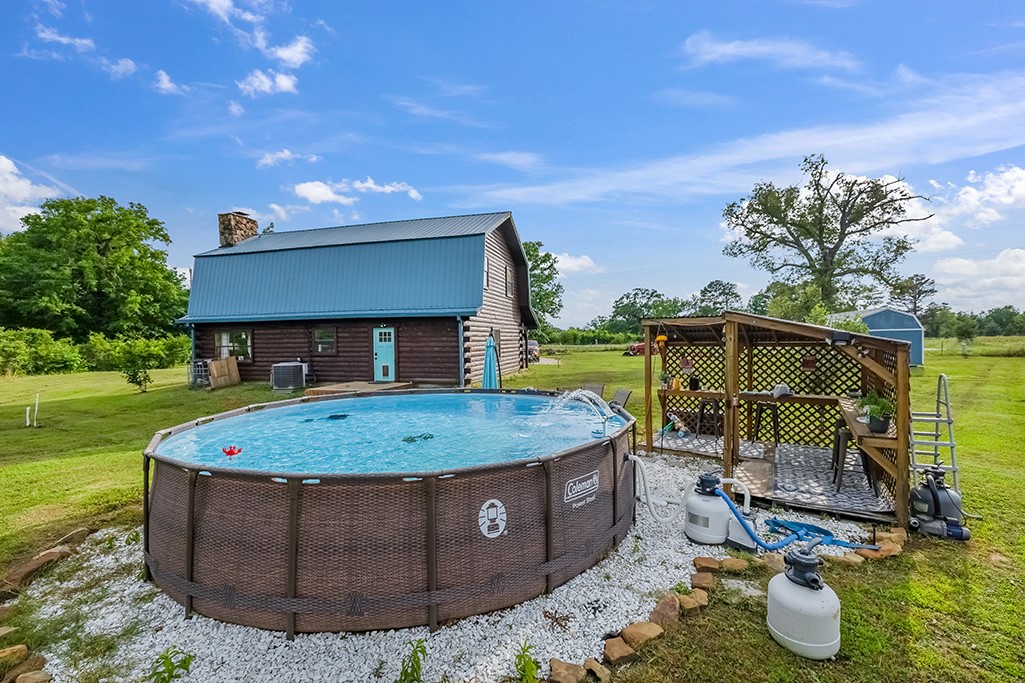 4798 County Road 4235 De Kalb TX 75559