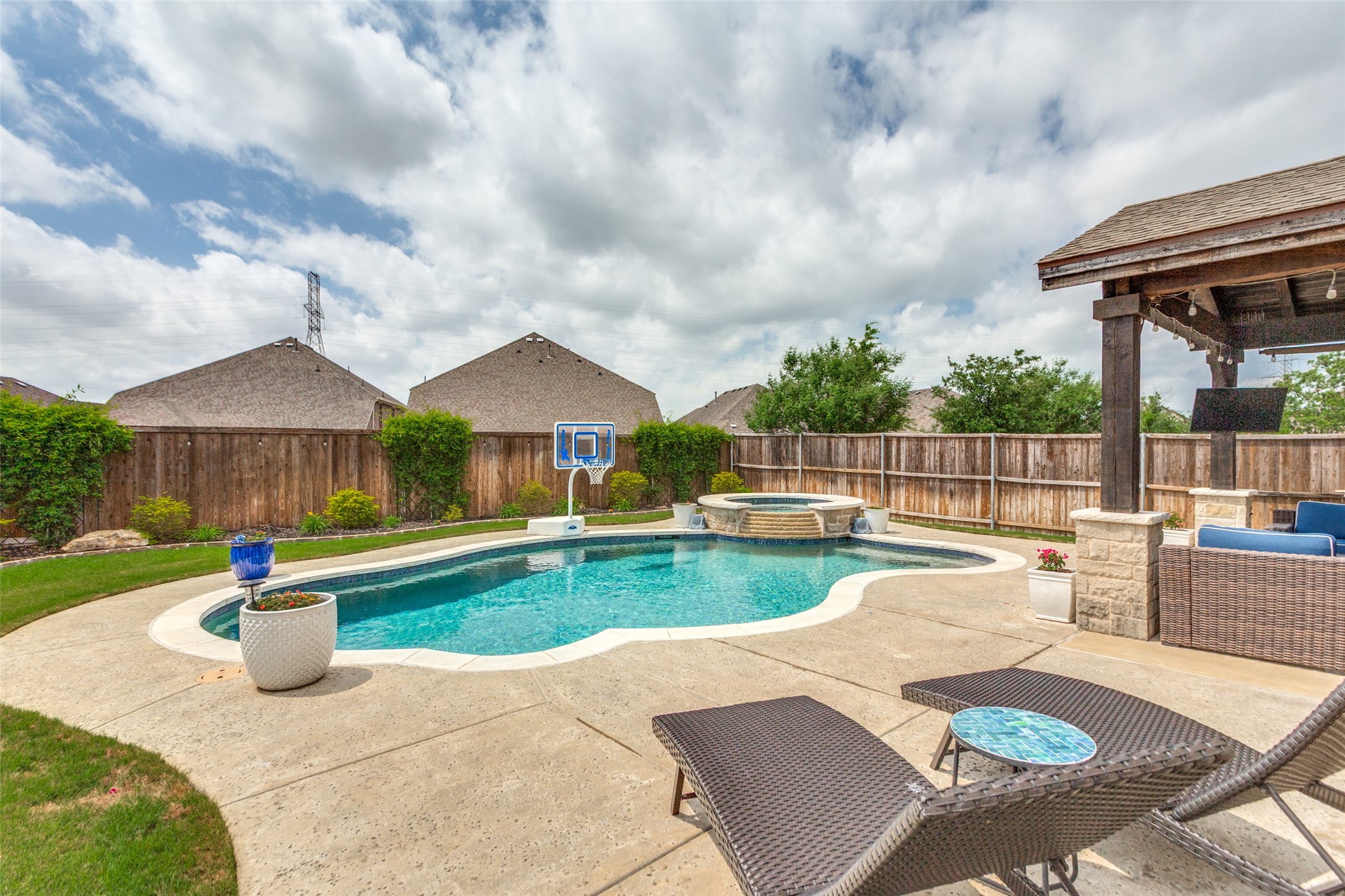 148 Mossy Oak Trail Fort Worth TX 76131