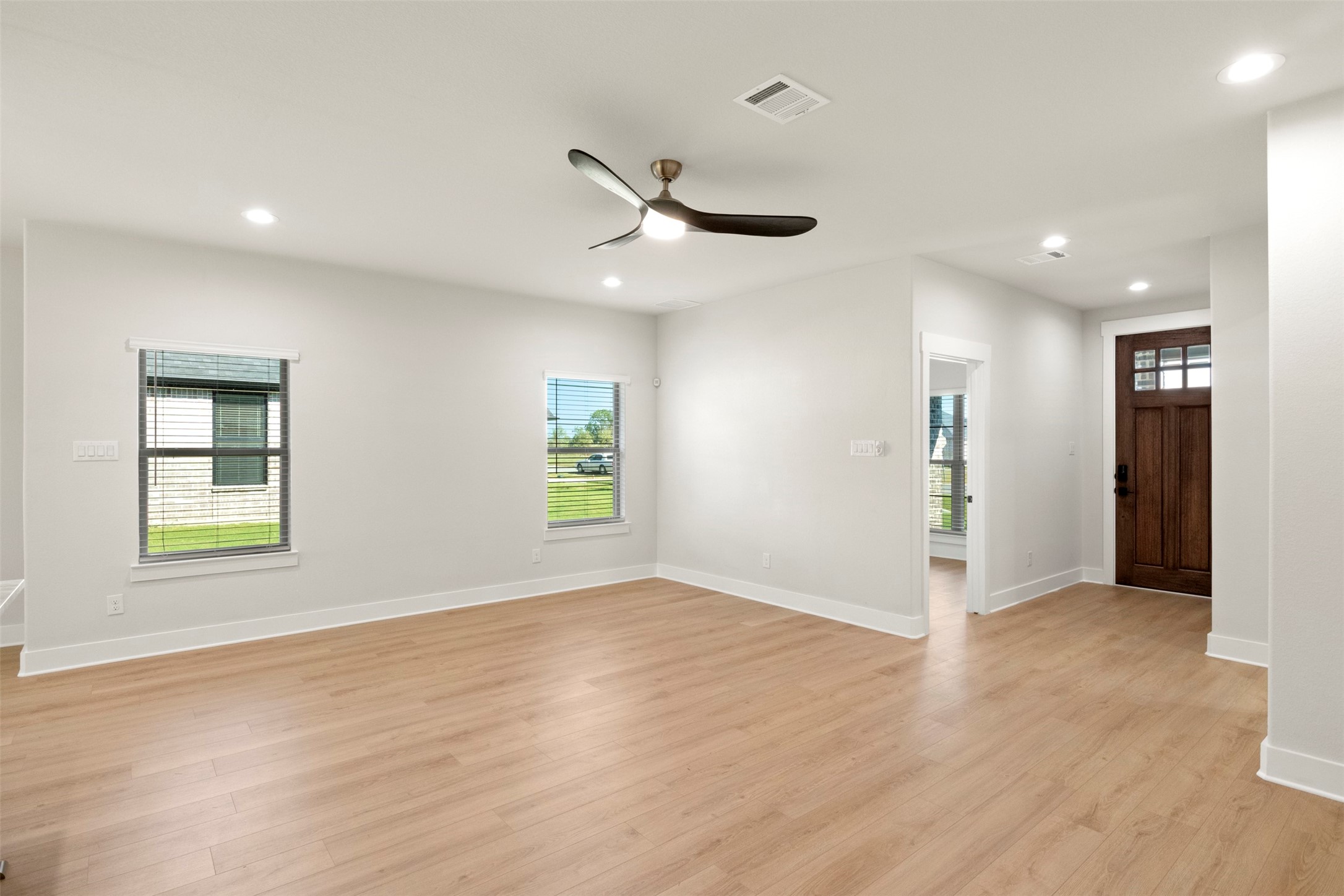 613 Escovedo Drive Italy TX 76651