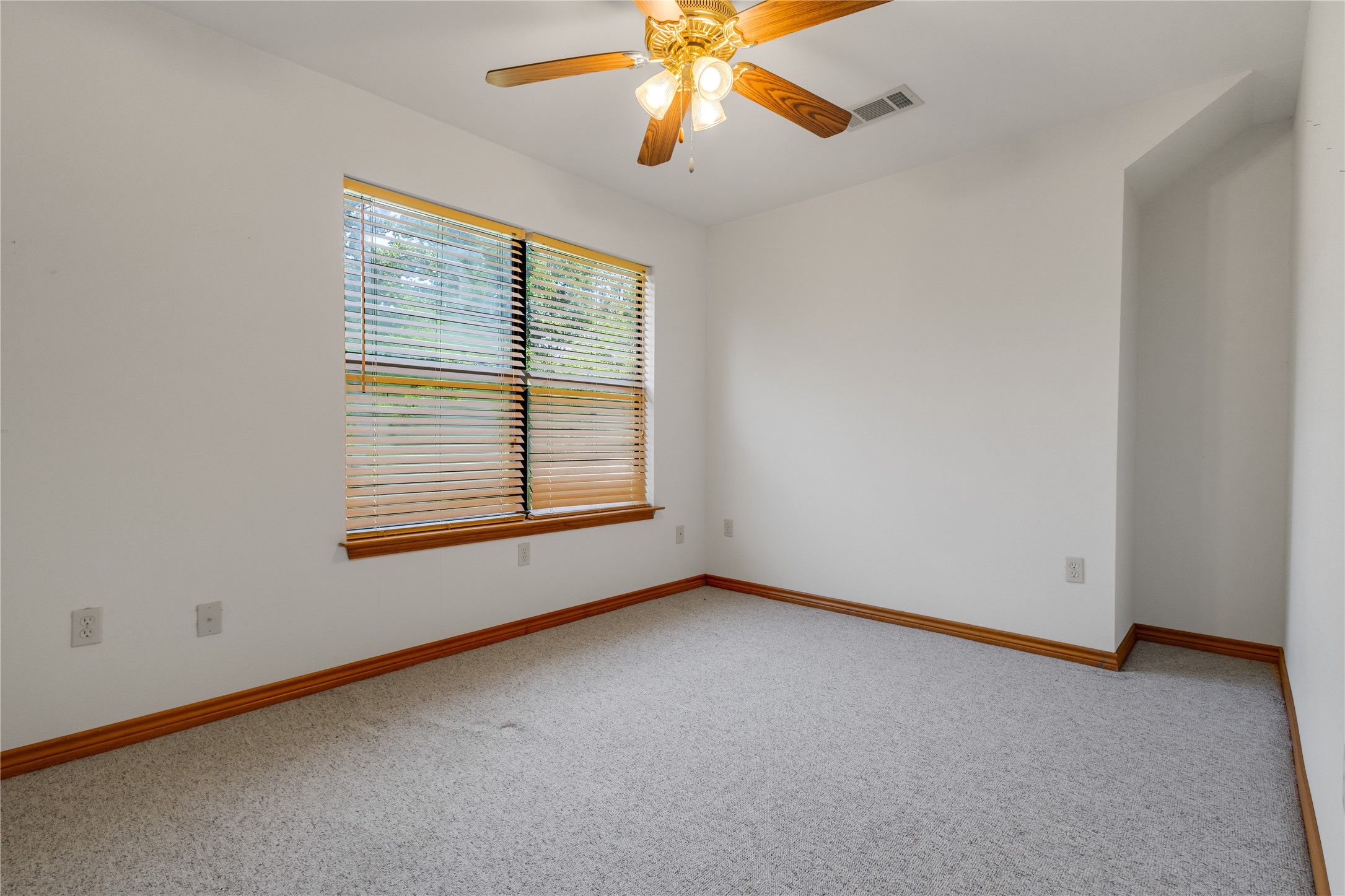 660 County Road 1503 Alba TX 75410