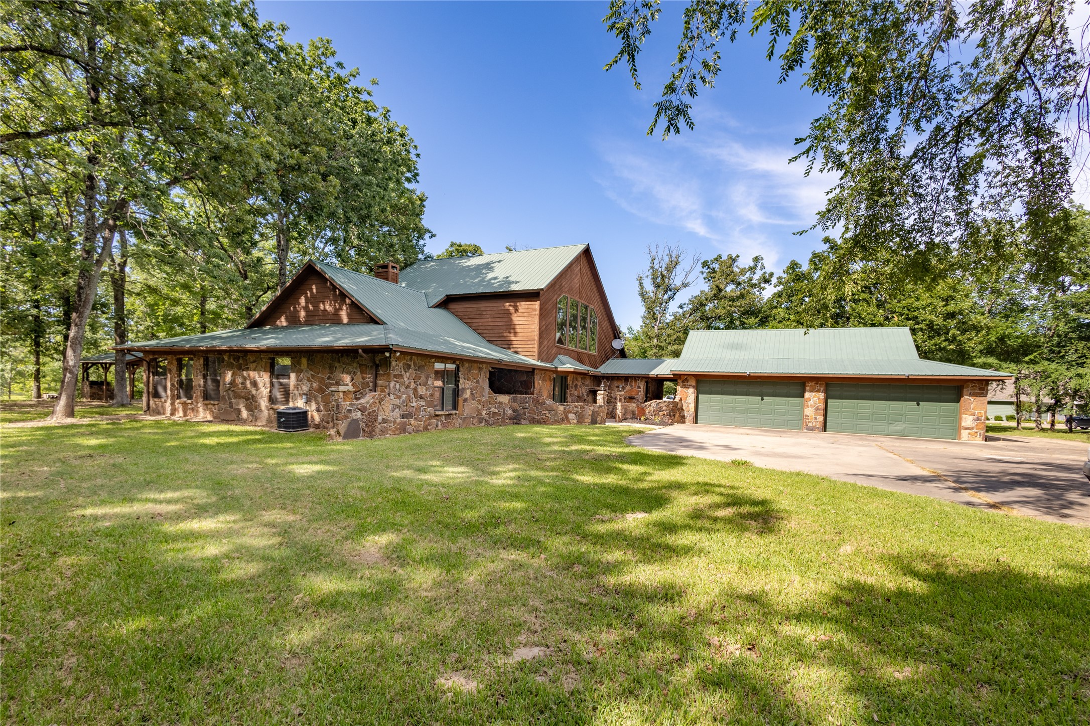 660 County Road 1503 Alba TX 75410