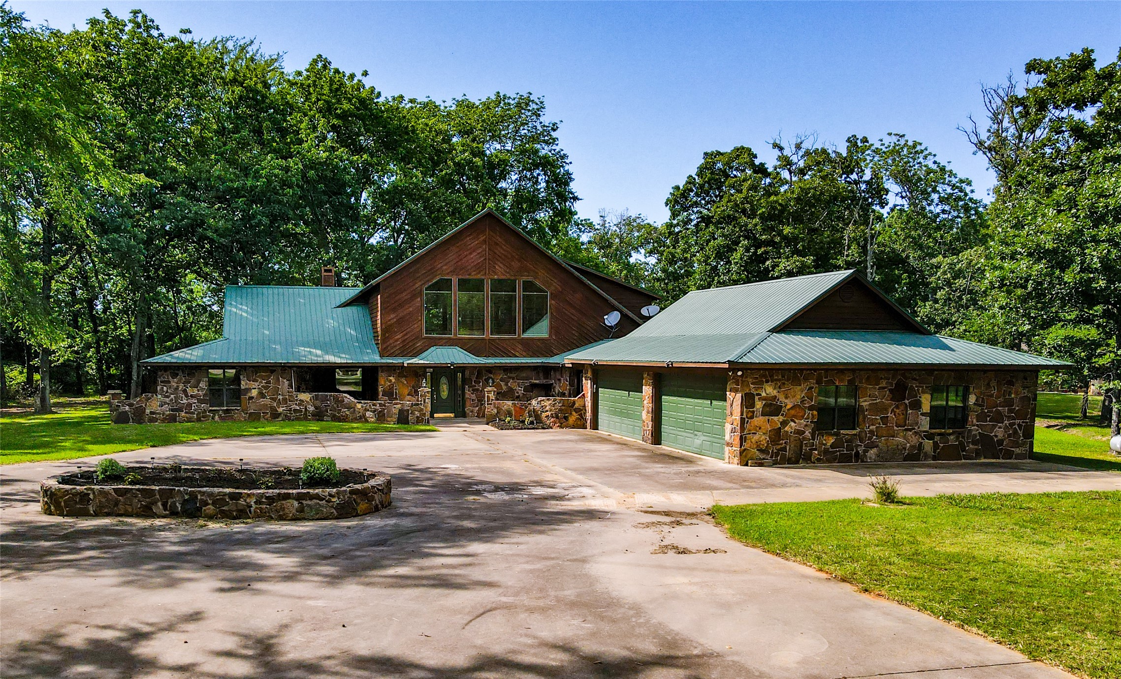 660 County Road 1503 Alba TX 75410