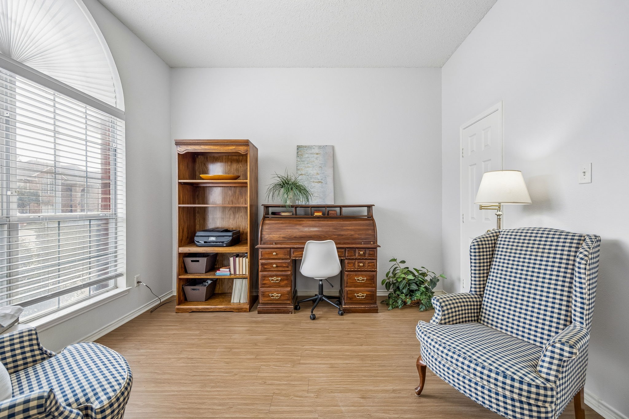 5517 Lawnsberry Drive Fort Worth TX 76137