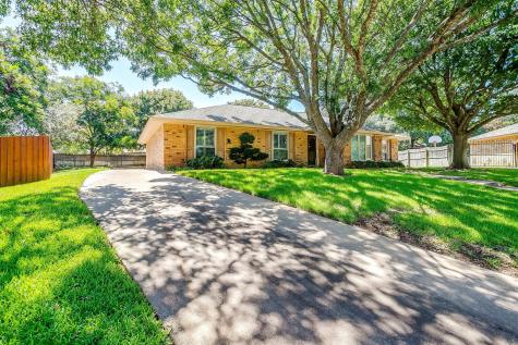 7012 Winchester Place Fort Worth TX 76133