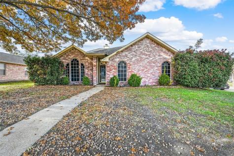 8213 Quail Glenn Court Rowlett TX 75089
