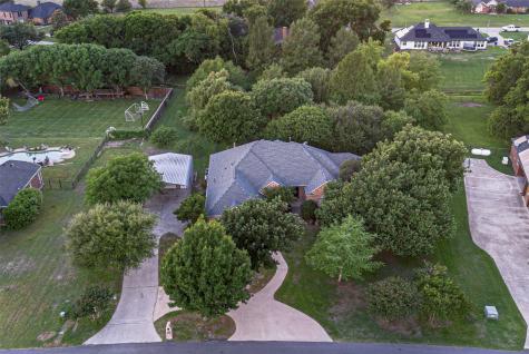 3943 Peregrine Point Celina TX 75009