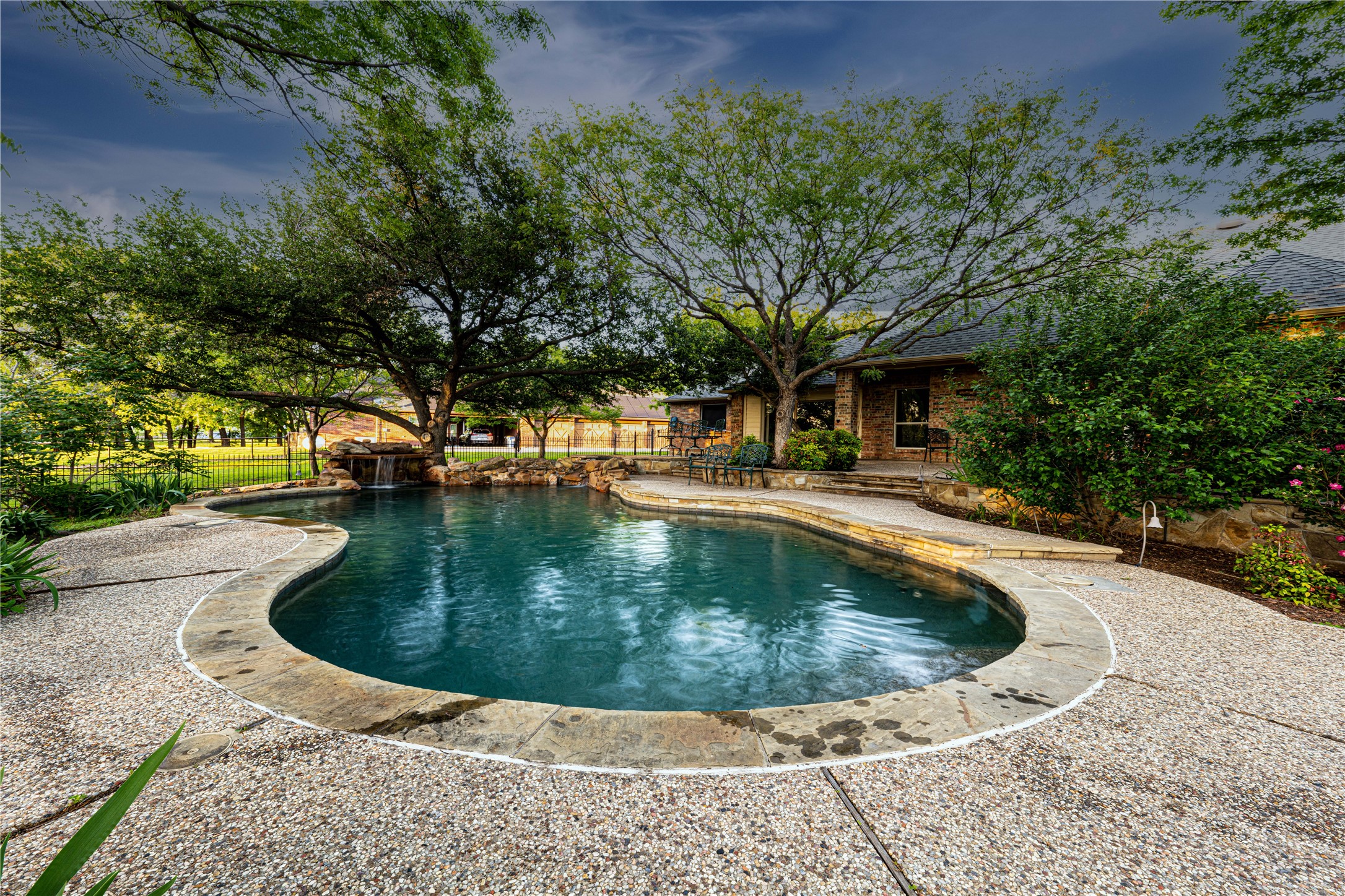 3943 Peregrine Point Celina TX 75009