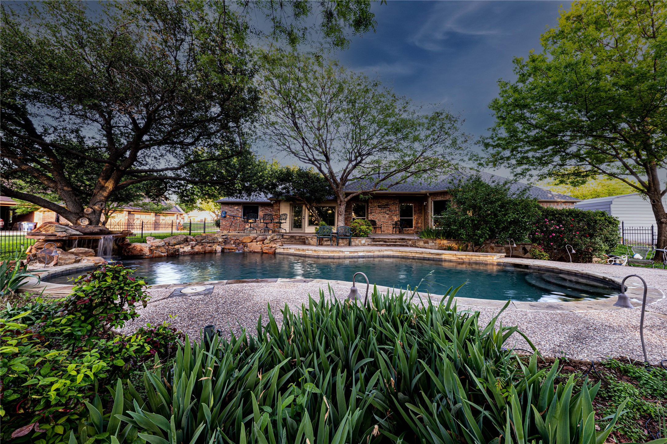 3943 Peregrine Point Celina TX 75009