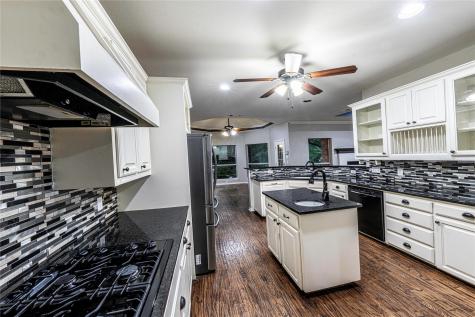 3943 Peregrine Point Celina TX 75009