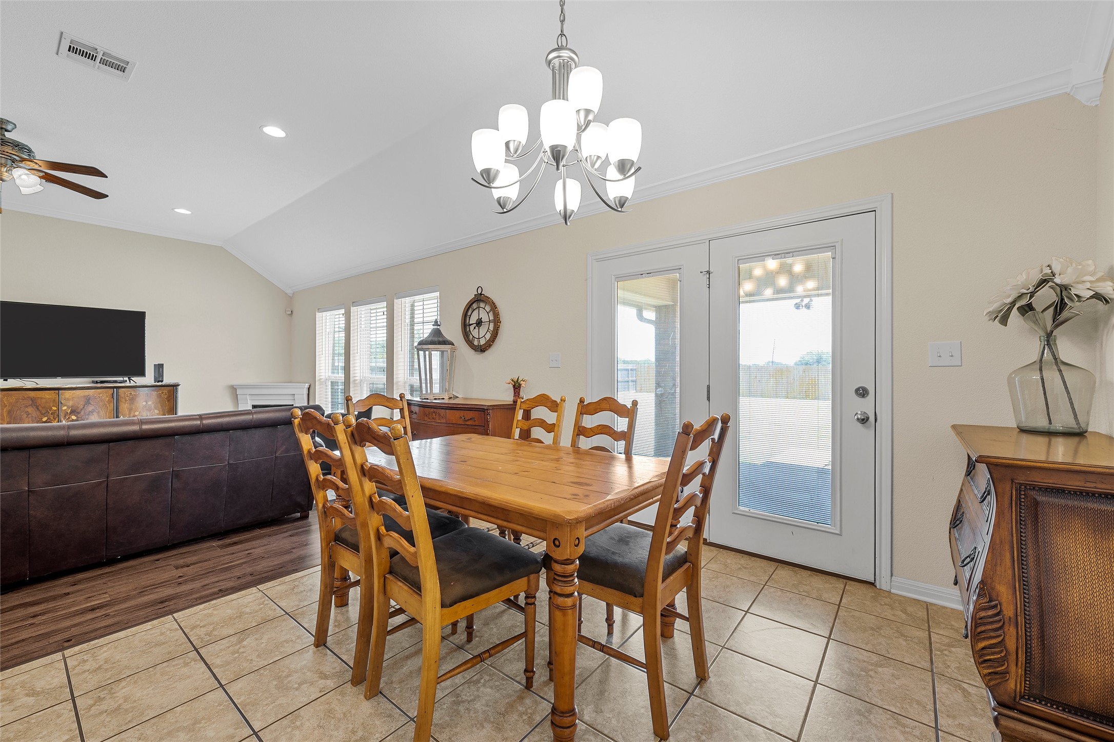 107 Oak Meadow Trail Mcgregor TX 76657