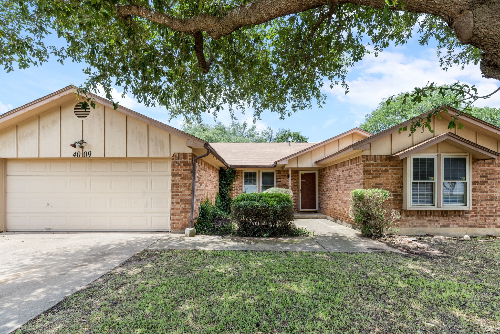 4009 Pueblo Trail Lake Worth TX 76135