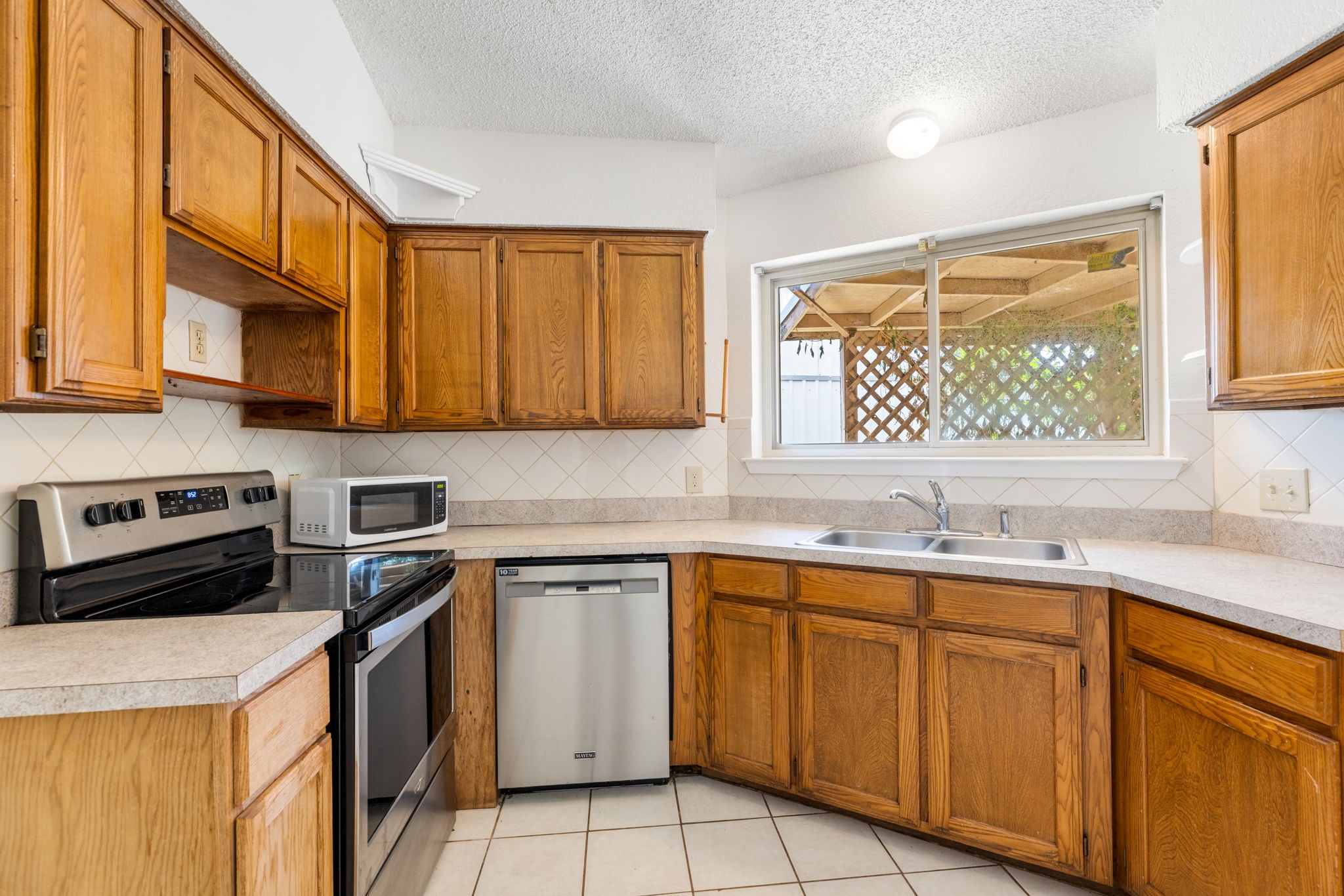 4009 Pueblo Trail Lake Worth TX 76135