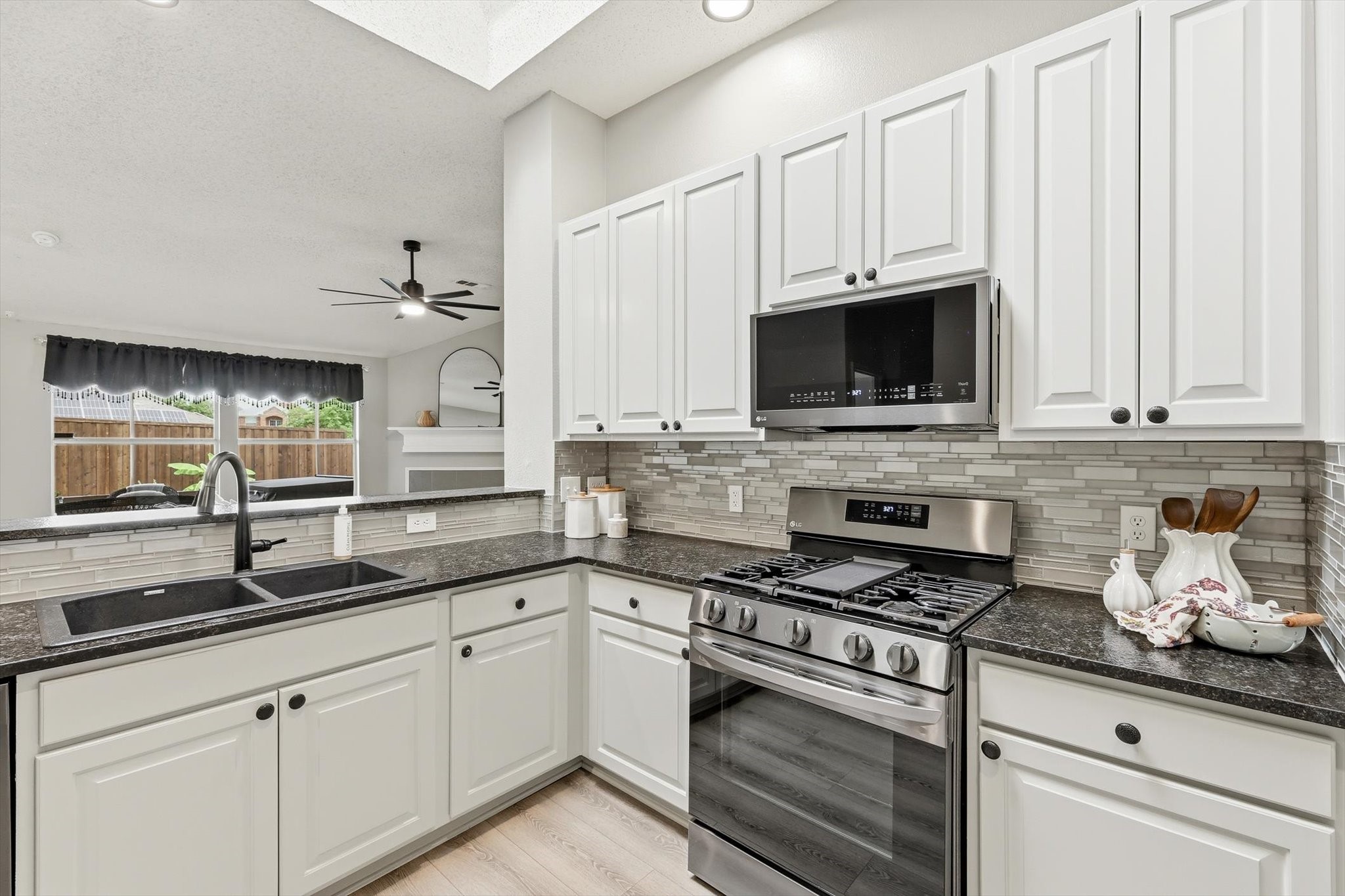 7301 Sunburst Trail Denton TX 76210