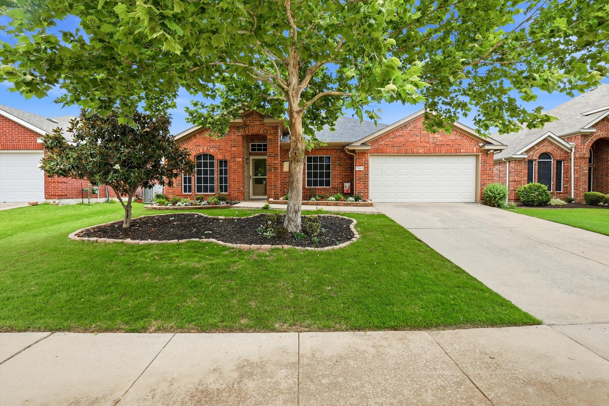 7301 Sunburst Trail Denton TX 76210