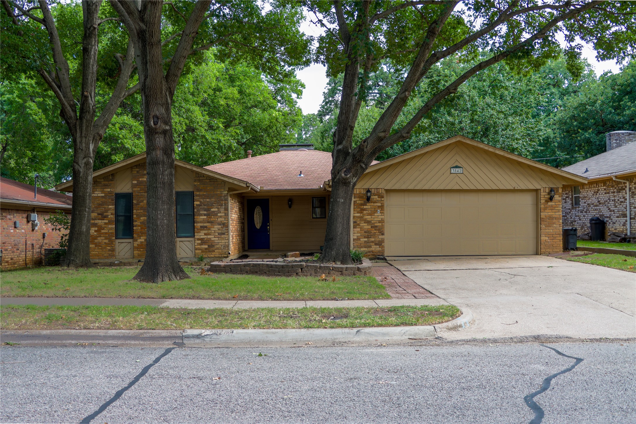 3842 Double Tree Trail Irving TX 75061