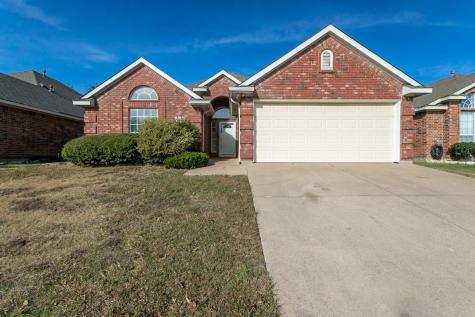 4517 Summerbrook Circle Fort Worth TX 76137
