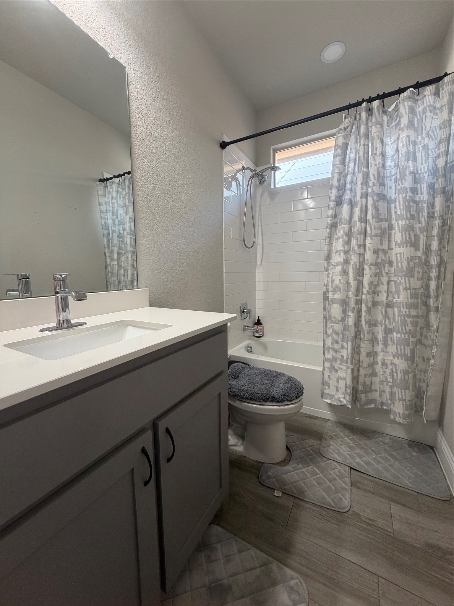 1033 Almond Street Hickory Creek TX 75065