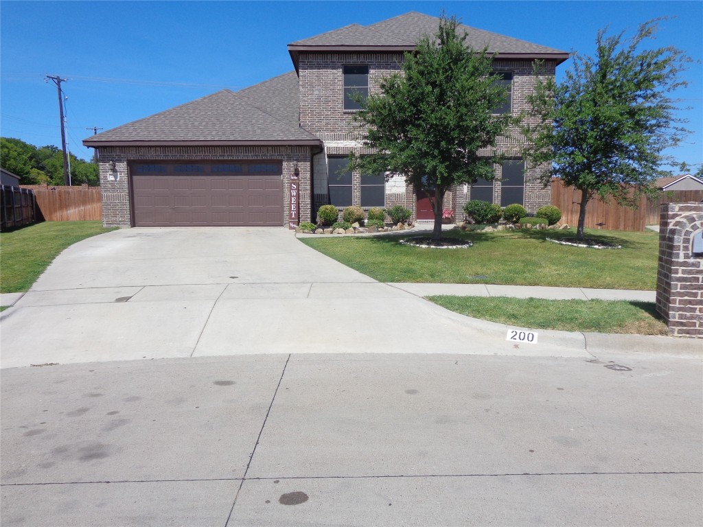 200 Canterbury Court Midlothian TX 76065